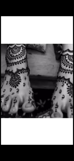 Divyanka Tripathi feet photo thumbnail