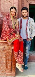 Divyanka Tripathi feet photo thumbnail