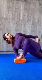 Divyanka Tripathi feet photo thumbnail