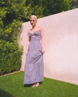 Dixie D'Amelio feet photo thumbnail
