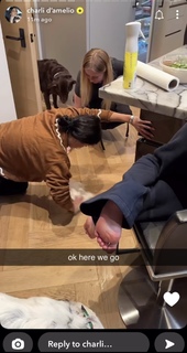 Dixie D'Amelio feet photo thumbnail