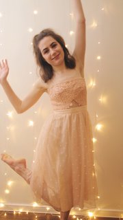 Dodie Clark feet photo thumbnail