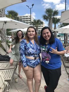 Dodie Clark feet photo thumbnail