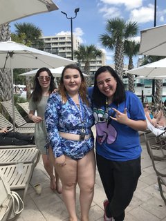 Dodie Clark feet photo thumbnail