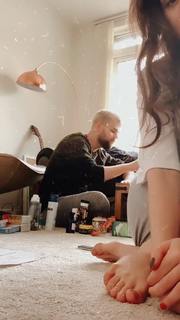 Dodie Clark feet photo thumbnail