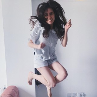 Dodie Clark feet photo thumbnail