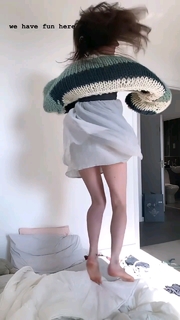 Dodie Clark feet photo thumbnail