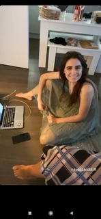 Dodie Clark feet photo thumbnail