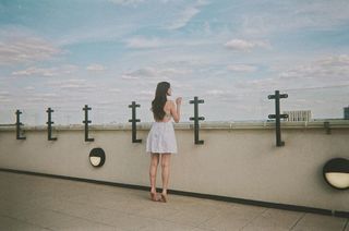 Dodie Clark feet photo thumbnail