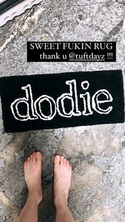Dodie Clark feet photo thumbnail