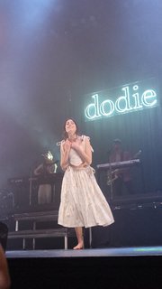Dodie Clark feet photo thumbnail