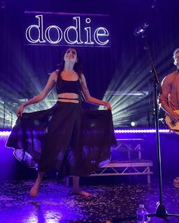 Dodie Clark feet photo thumbnail