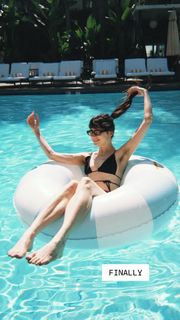 Dodie Clark feet photo 5
