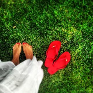 Doga Rutkay feet photo thumbnail