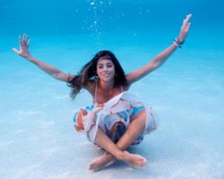 Doga Rutkay feet photo thumbnail