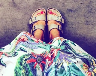 Doga Rutkay feet photo thumbnail