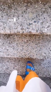 Doga Rutkay feet photo thumbnail