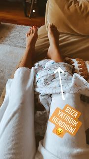 Doga Rutkay feet photo thumbnail
