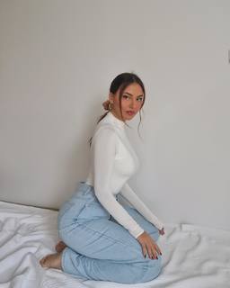 Doina Barbaneagra feet photo 8