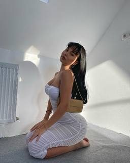 Doina Barbaneagra feet photo 3