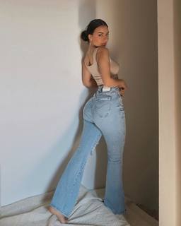 Doina Barbaneagra feet photo 4