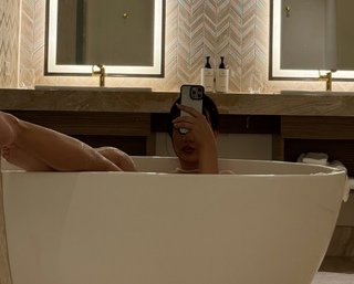 Doina Barbaneagra feet photo 5