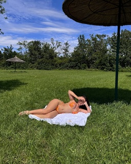Doina Barbaneagra feet photo 2