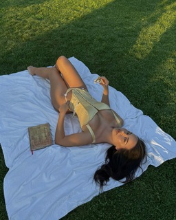 Doina Barbaneagra feet photo 12