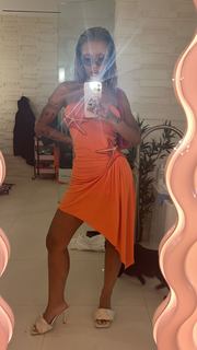 Doja Cat feet photo thumbnail