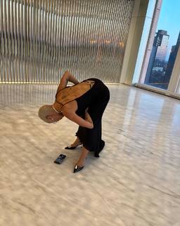 Doja Cat feet photo thumbnail