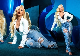 Doja Cat feet photo thumbnail