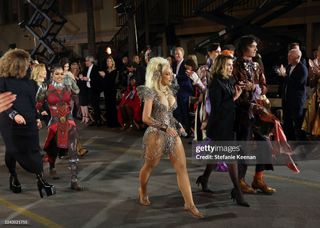 Doja Cat feet photo thumbnail