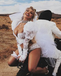 Doja Cat feet photo 14