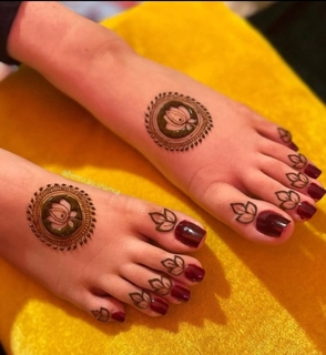 Dolisha feet photo 5