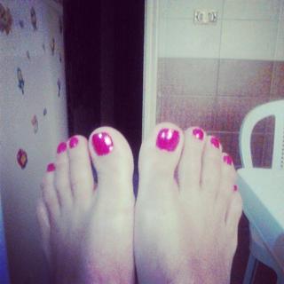 Dolli Shahin feet photo thumbnail