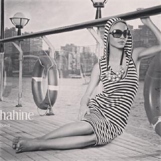 Dolli Shahin feet photo thumbnail