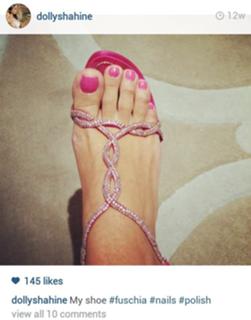 Dolli Shahin feet photo thumbnail