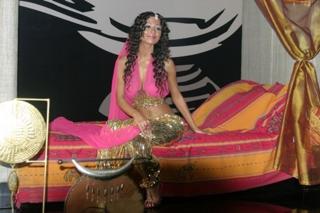 Dolli Shahin feet photo thumbnail