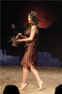 Dolli Shahin feet photo thumbnail