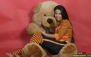Dolli Shahin feet photo thumbnail