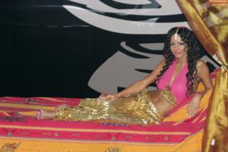 Dolli Shahin feet photo thumbnail