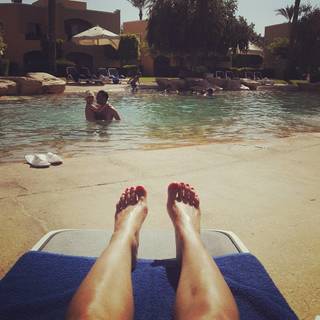 Dolli Shahin feet photo thumbnail
