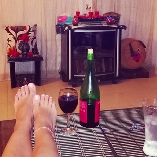 Dolli Shahin feet photo thumbnail