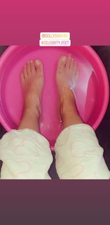 Dolli Shahin feet photo thumbnail