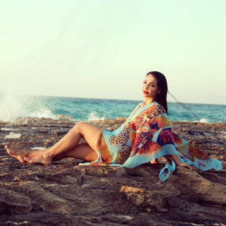 Dolli Shahin feet photo thumbnail