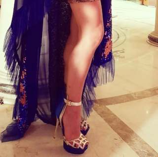 Dolli Shahin feet photo thumbnail
