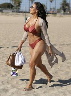 Dolly Castro feet photo 12