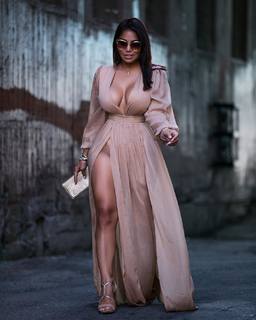 Dolly Castro feet photo 17
