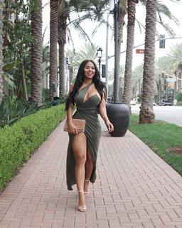Dolly Castro feet photo 12