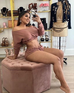 Dolly Castro feet photo 20